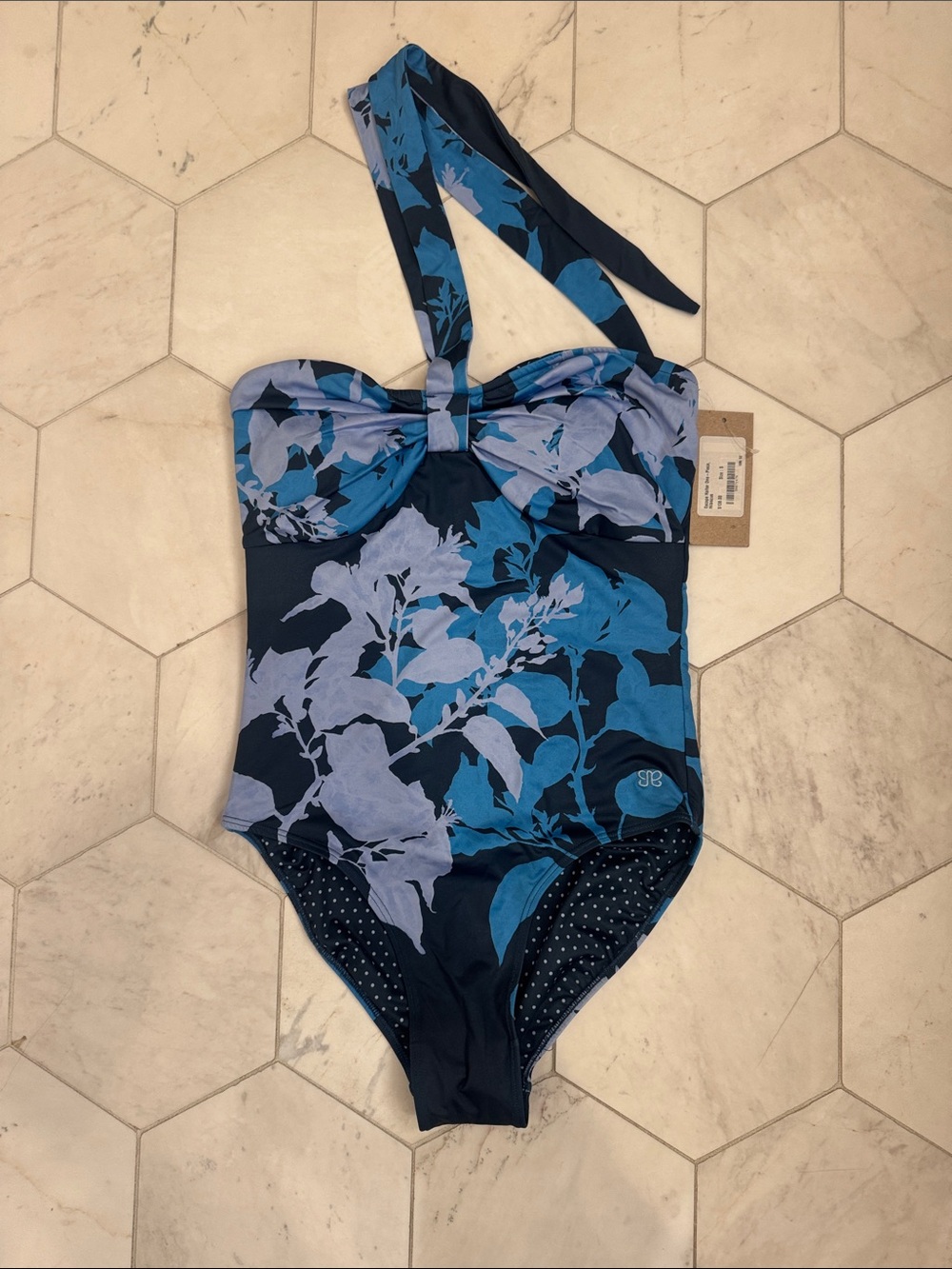 Albion Escape Halter One-piece - Picture 4 of 7